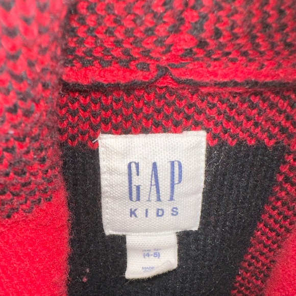 GAP Buffalo Plaid Vest - Picture 2 of 3